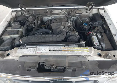 1999 Ford Explorer Xl/Xlt from USA, damaged, VIN 1FMZU34X2XZB48477